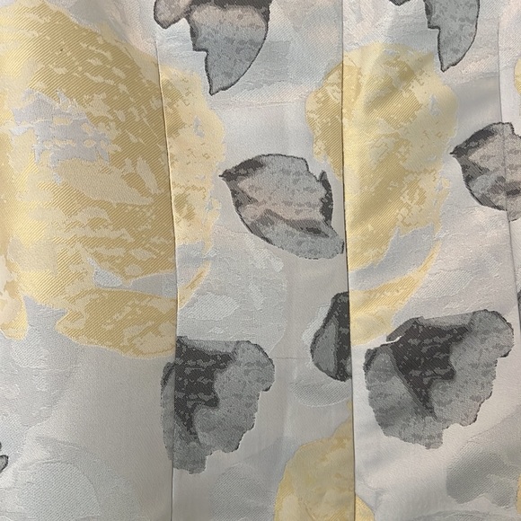 NBW—Excellent Condition - Picture 3 of 4